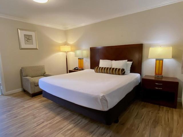 Rose Garden Inn Santa Barbara Exterior photo