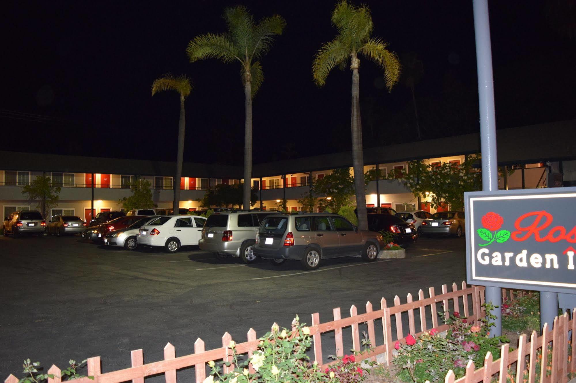 Rose Garden Inn Santa Barbara Exterior photo