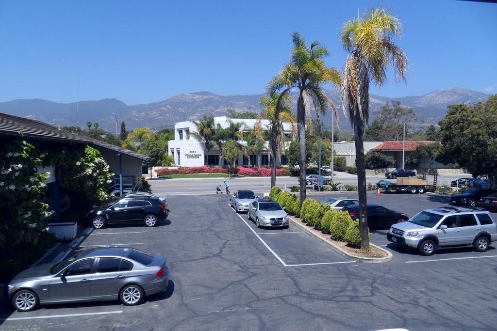 Rose Garden Inn Santa Barbara Exterior photo